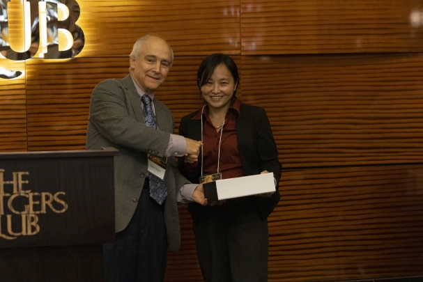 Senior Vice Chancellor Bishr Omary and Weili Lu, a recipient of the Clinical or Health Sciences Investigator Award, Established Investigator.
